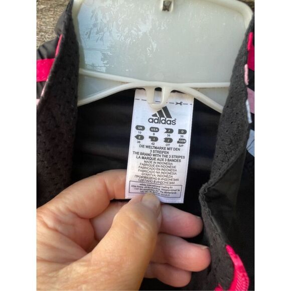 Adidas size S lightweight running jacket reflective stripes - Picture 5 of 8